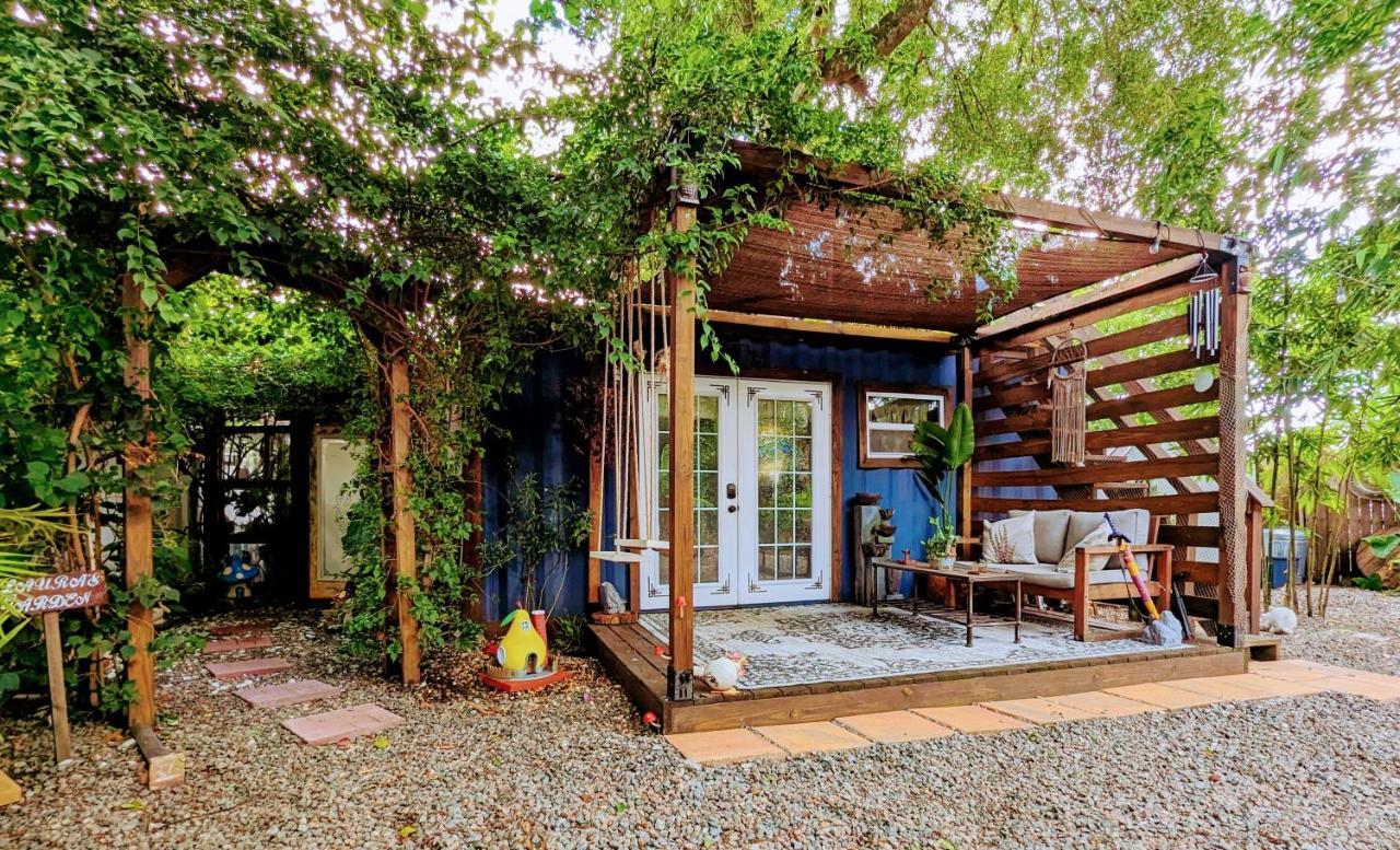 Villa Cozy Af Tiny-House Oasis Tampa Exterior foto